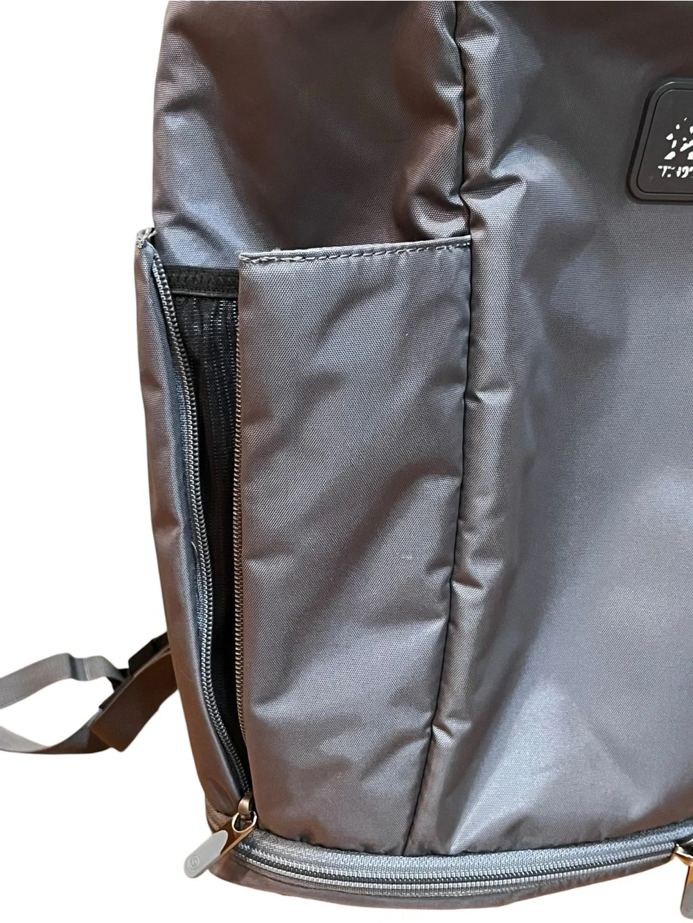 Stitch gray golf